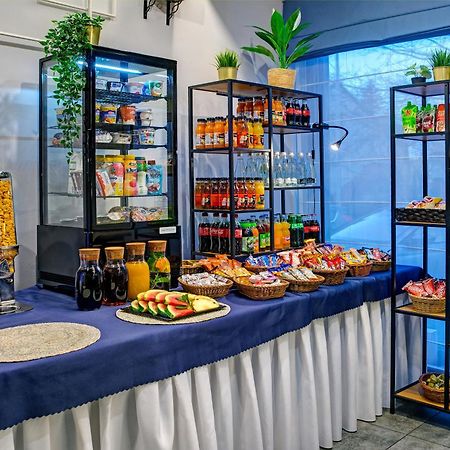 Hotel Sanova Jarosław エクステリア 写真