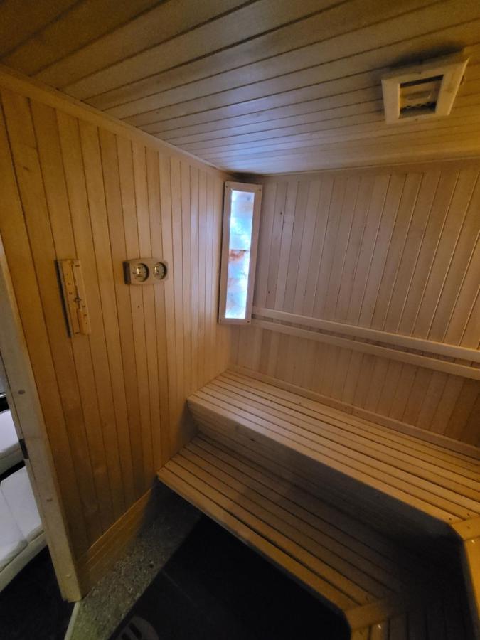 Hotel Sanova Jarosław エクステリア 写真